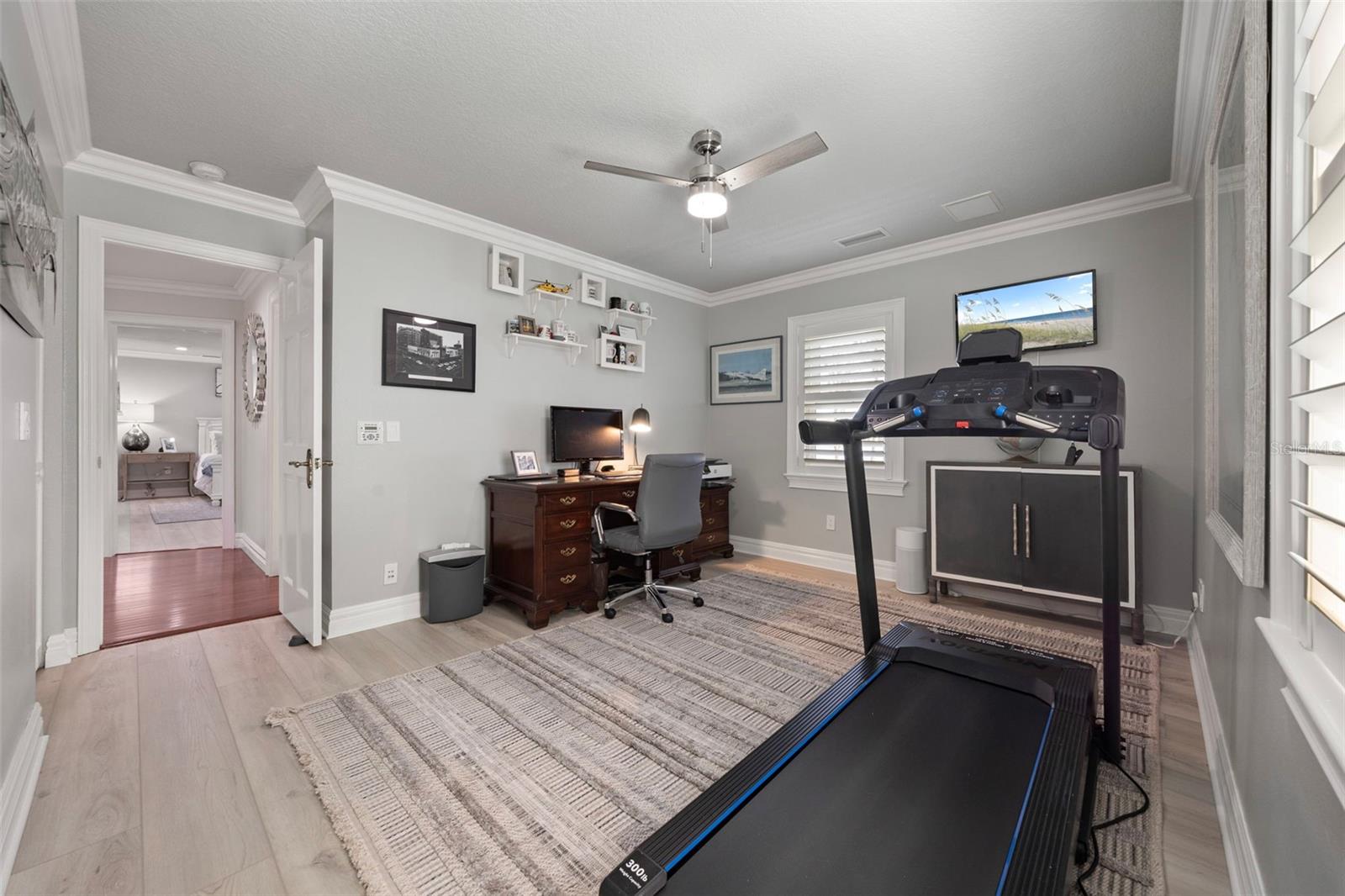 Image 43 of 100 For 1006 Lake Cooper Drive