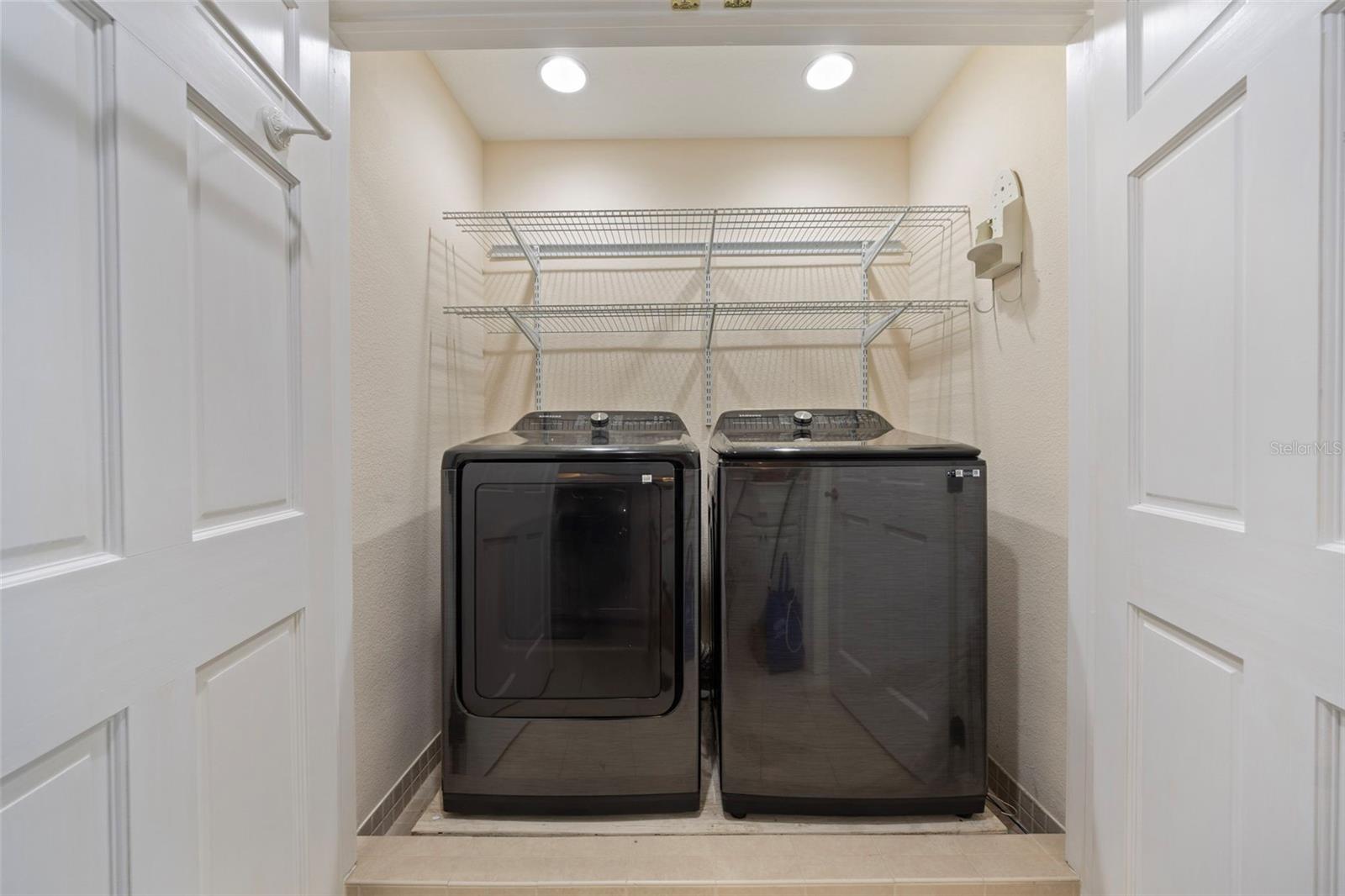 Image 51 of 100 For 1006 Lake Cooper Drive