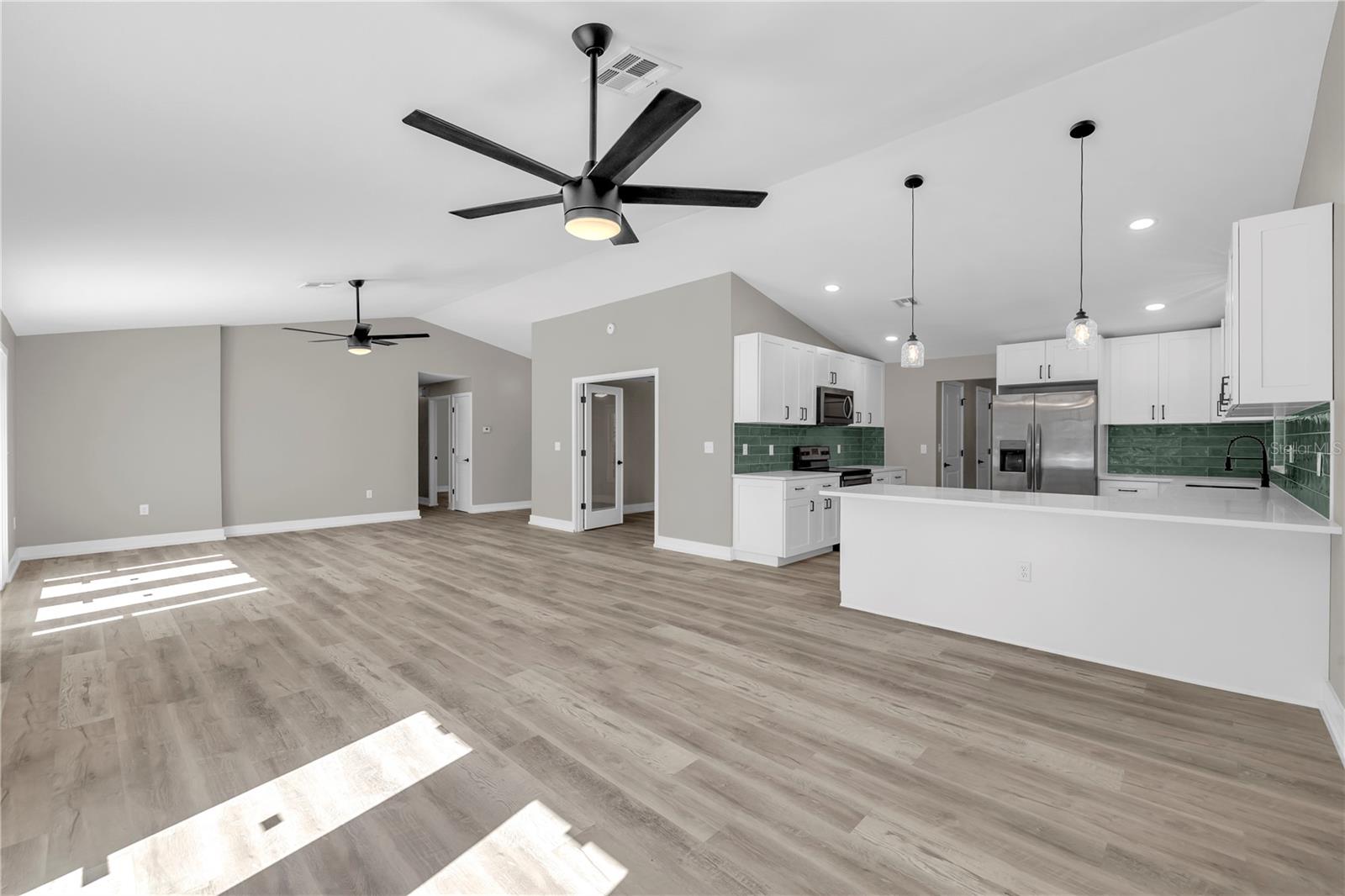 Image 5 of 26 For 21161 Knollwood Avenue