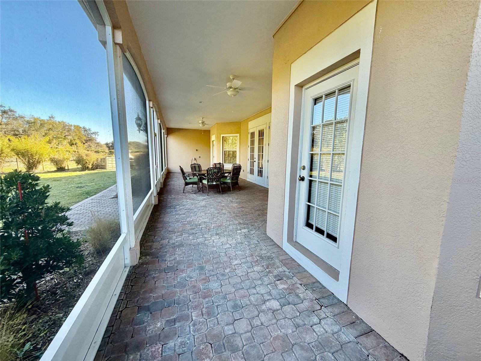 Image 14 of 38 For 17511 Floral Estate Drive