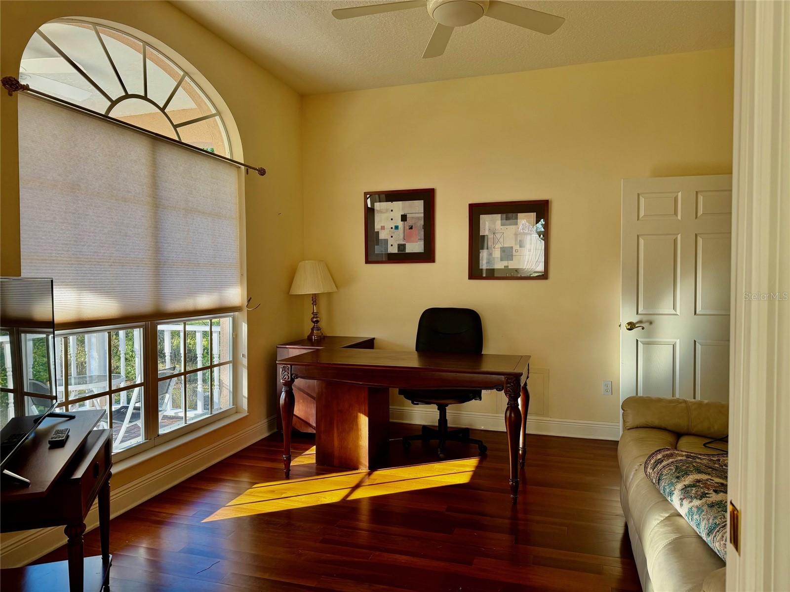 Image 8 of 38 For 17511 Floral Estate Drive