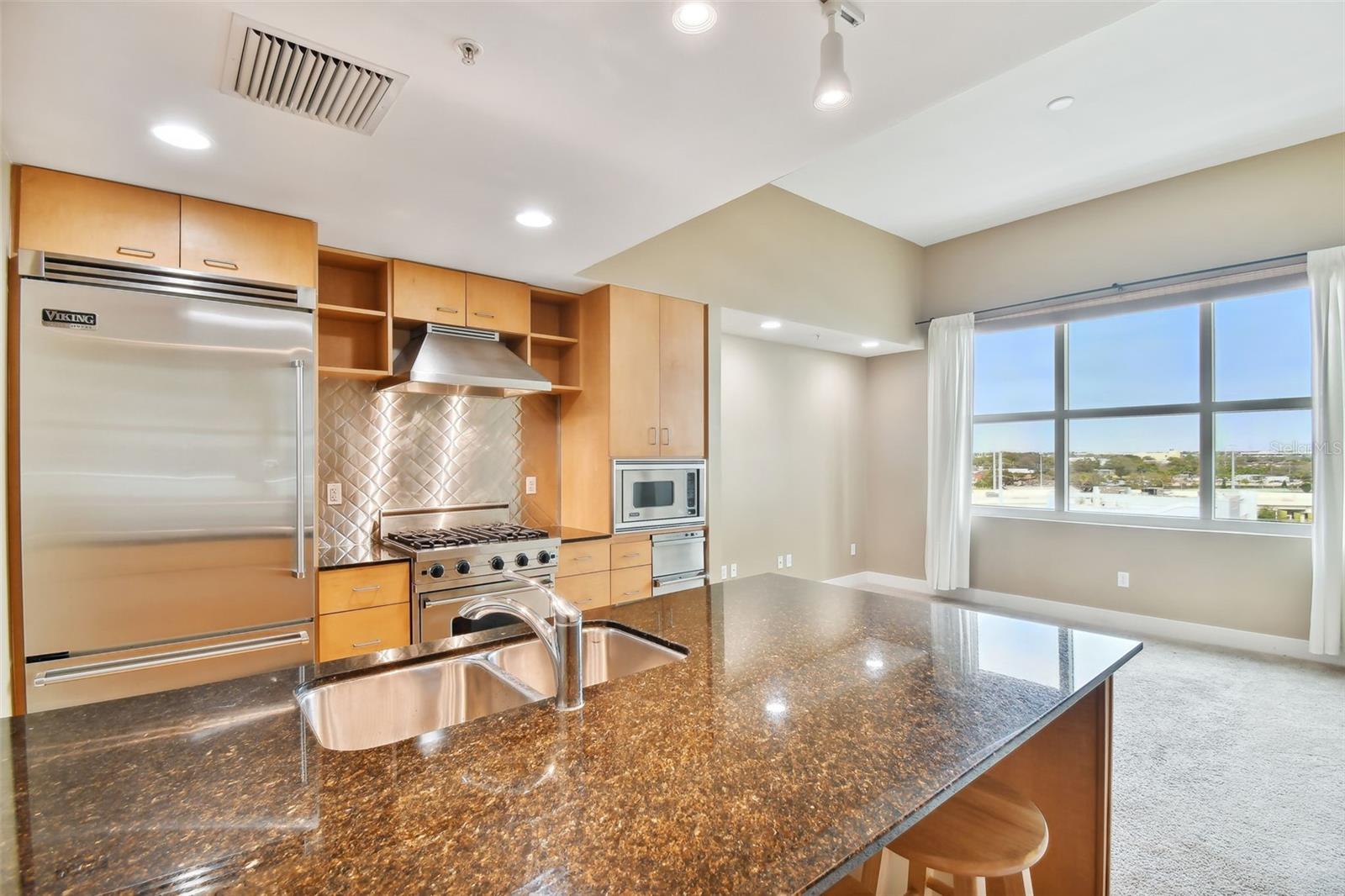 Image 18 of 50 For 1120 Kennedy Boulevard 820