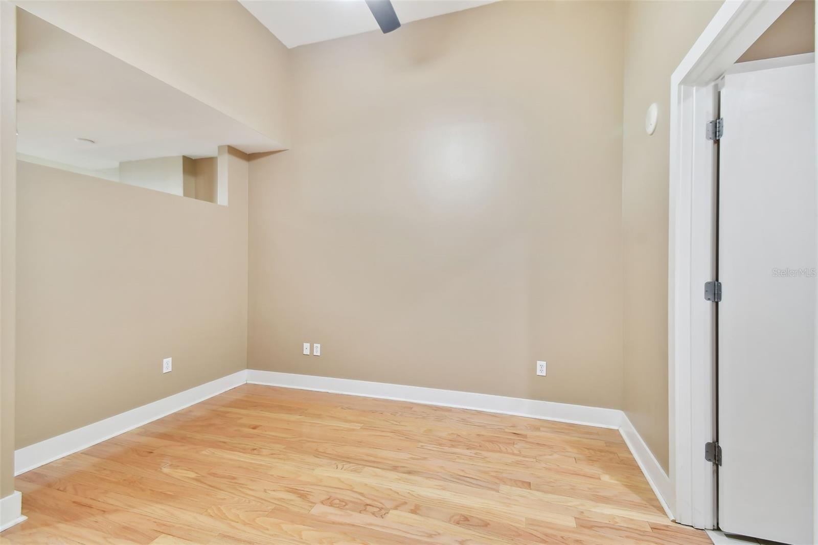 Image 5 of 50 For 1120 Kennedy Boulevard 820