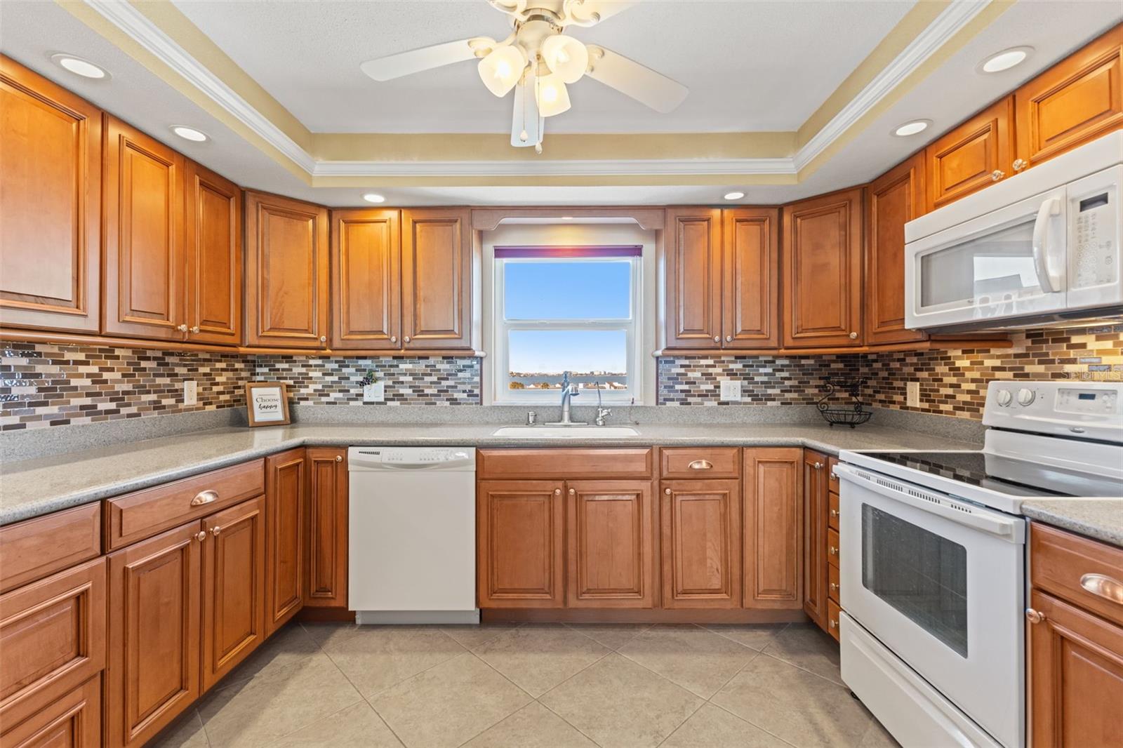 Image 15 of 41 For 5130 Brittany Drive S 808