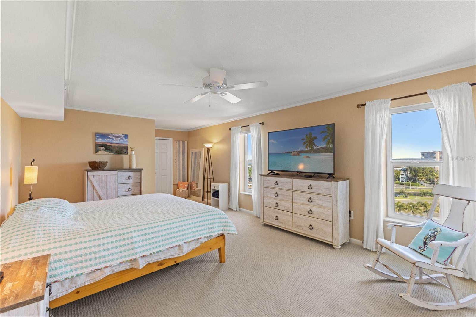 Image 21 of 41 For 5130 Brittany Drive S 808