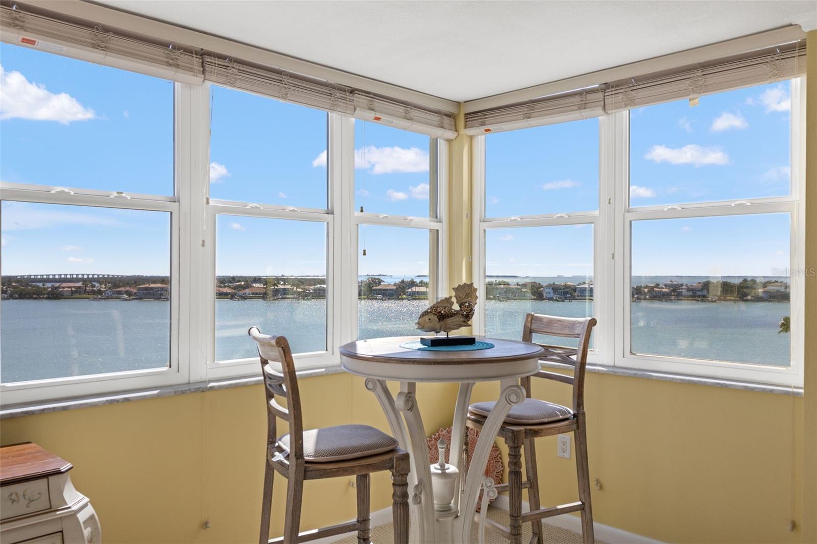 Image 5 of 41 For 5130 Brittany Drive S 808