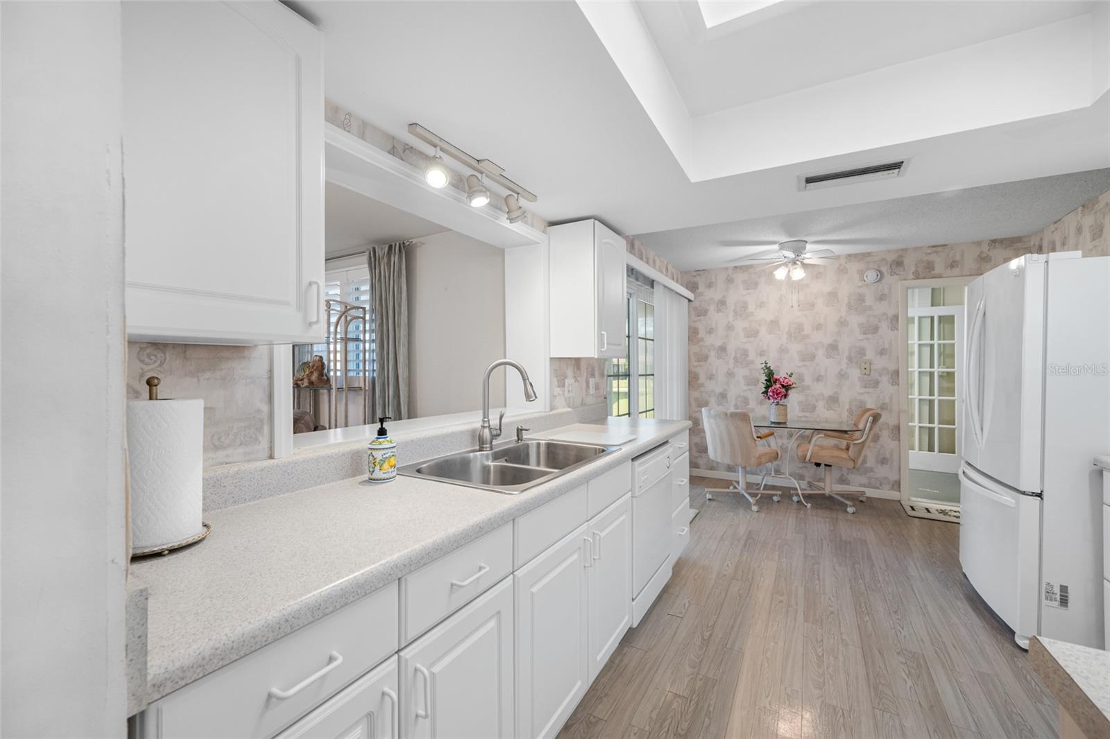 Image 16 of 40 For 14280 86th Terrace