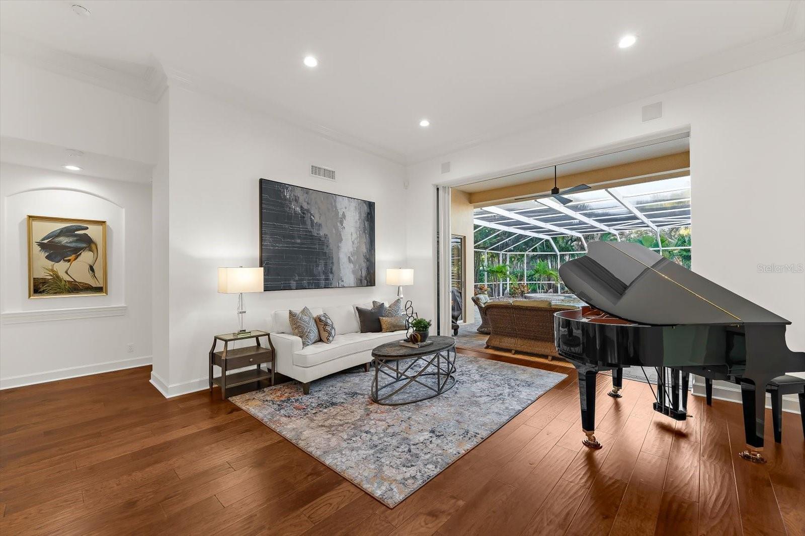 Image 7 of 70 For 2107 Pinnacle Circle S