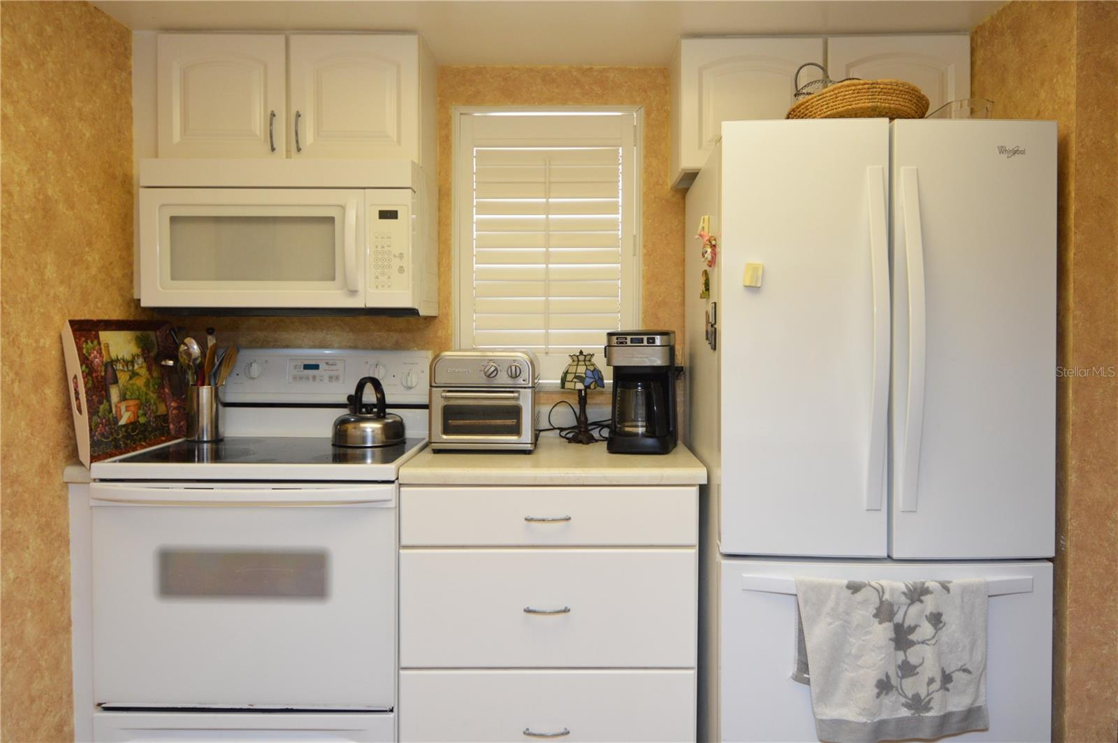 Image 12 of 100 For 12760 Indian Rocks Road 1110