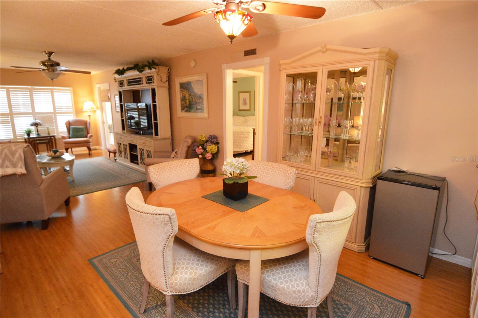 Image 14 of 100 For 12760 Indian Rocks Road 1110