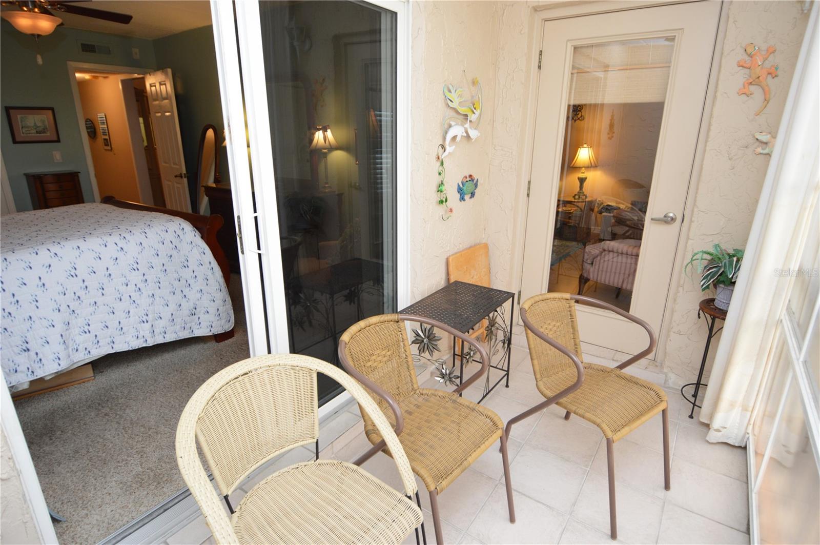 Image 27 of 100 For 12760 Indian Rocks Road 1110