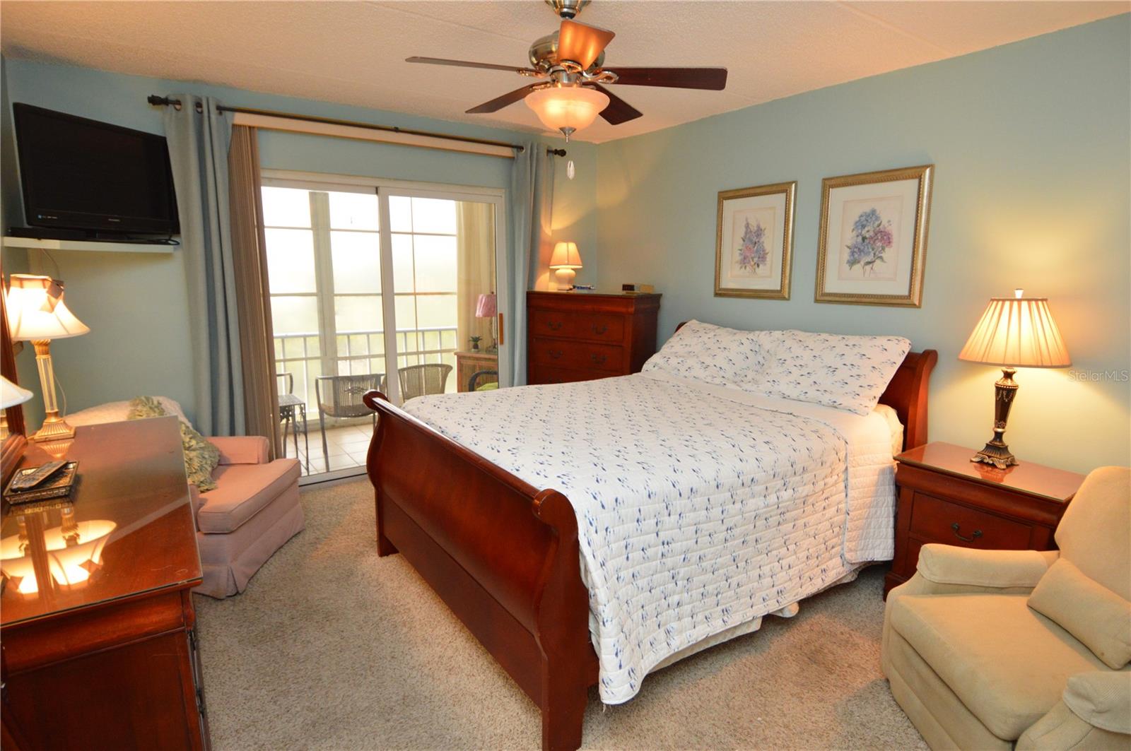 Image 29 of 100 For 12760 Indian Rocks Road 1110