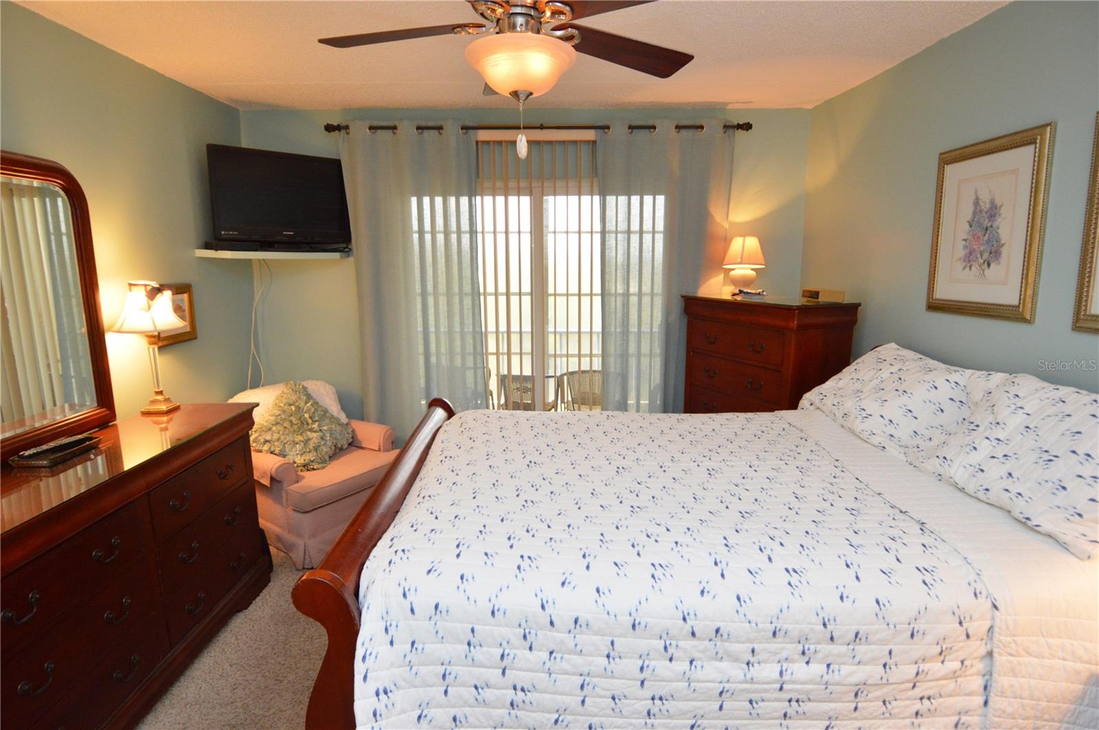 Image 32 of 100 For 12760 Indian Rocks Road 1110