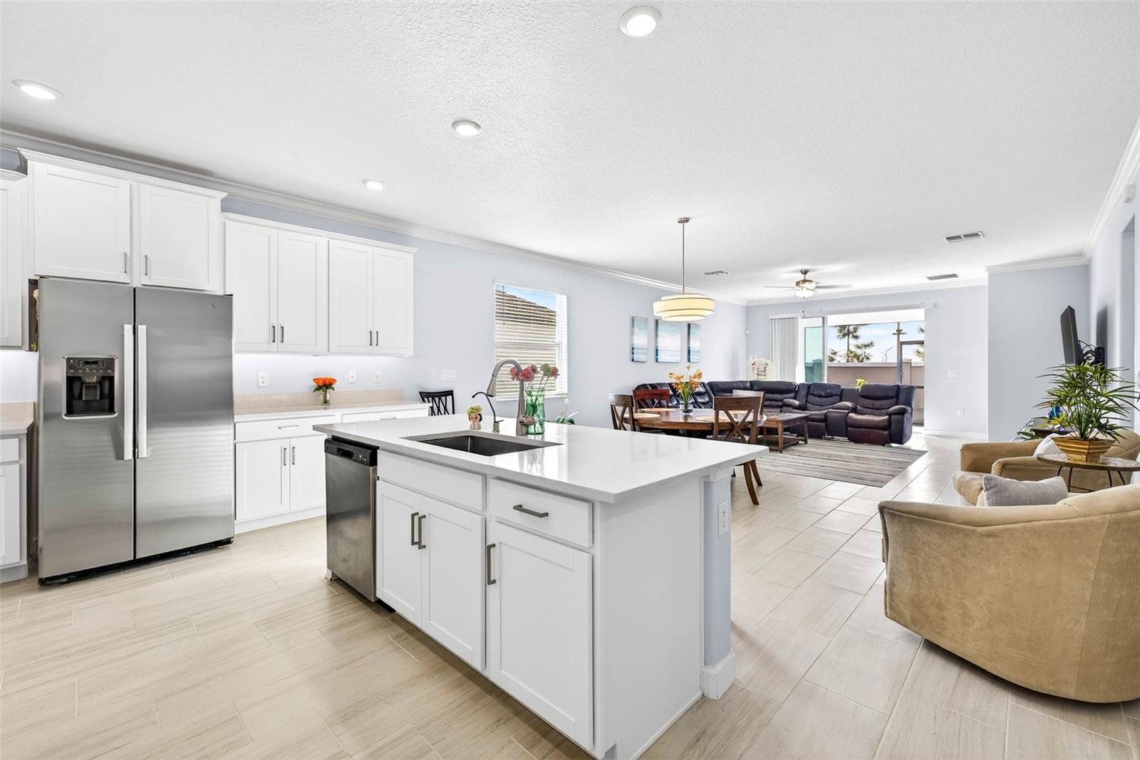 Image 11 of 56 For 17245 Star Banks St