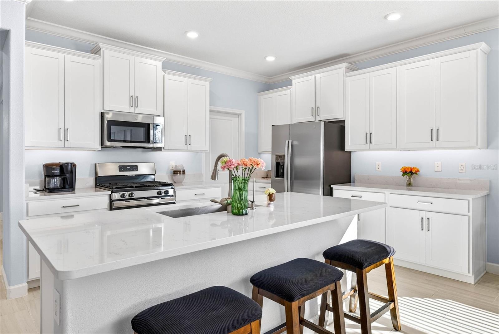 Image 12 of 56 For 17245 Star Banks St