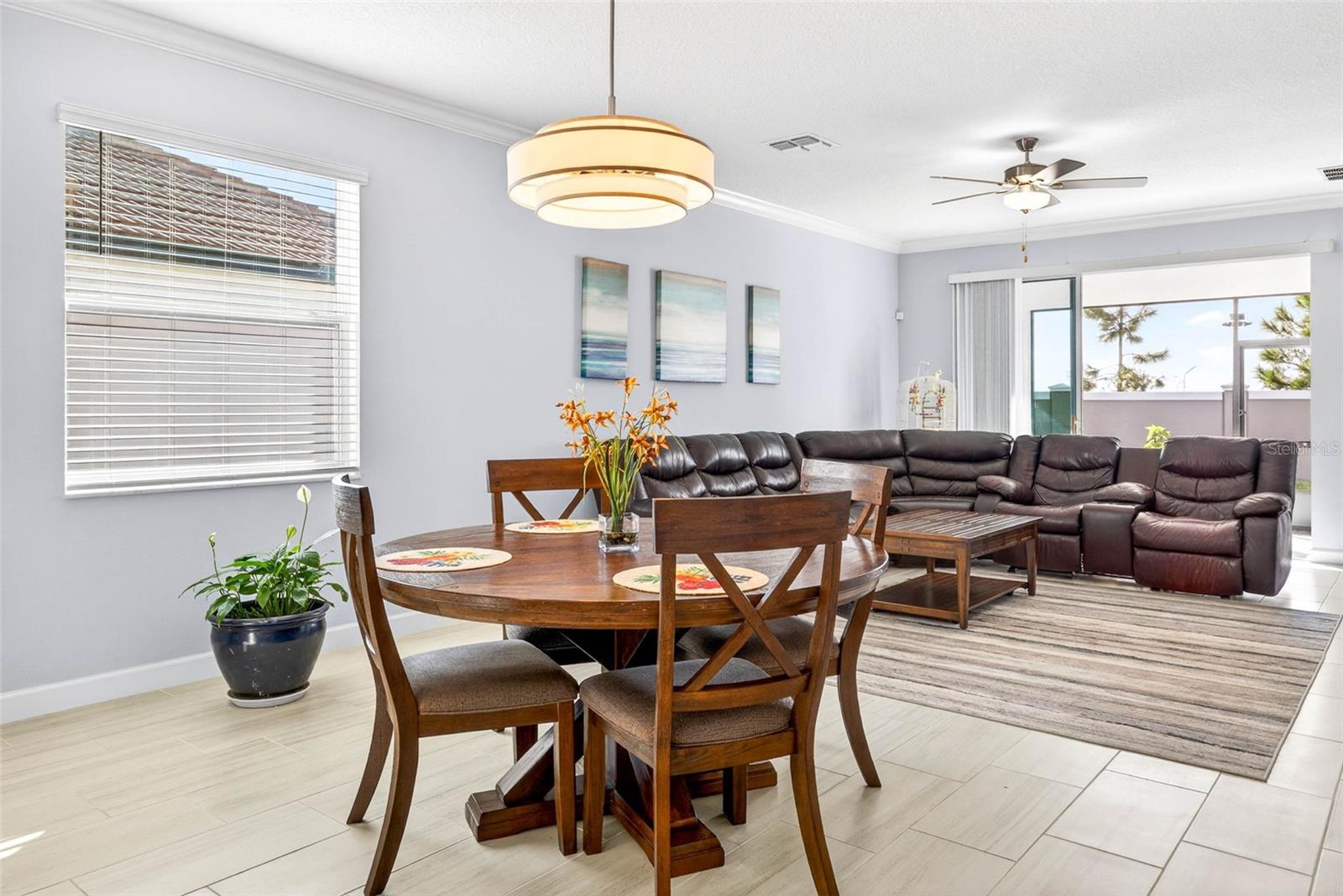 Image 17 of 56 For 17245 Star Banks St