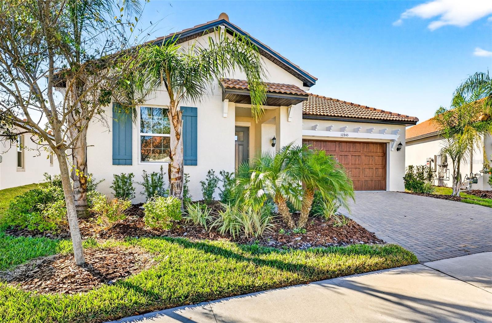 Image 2 of 56 For 17245 Star Banks St