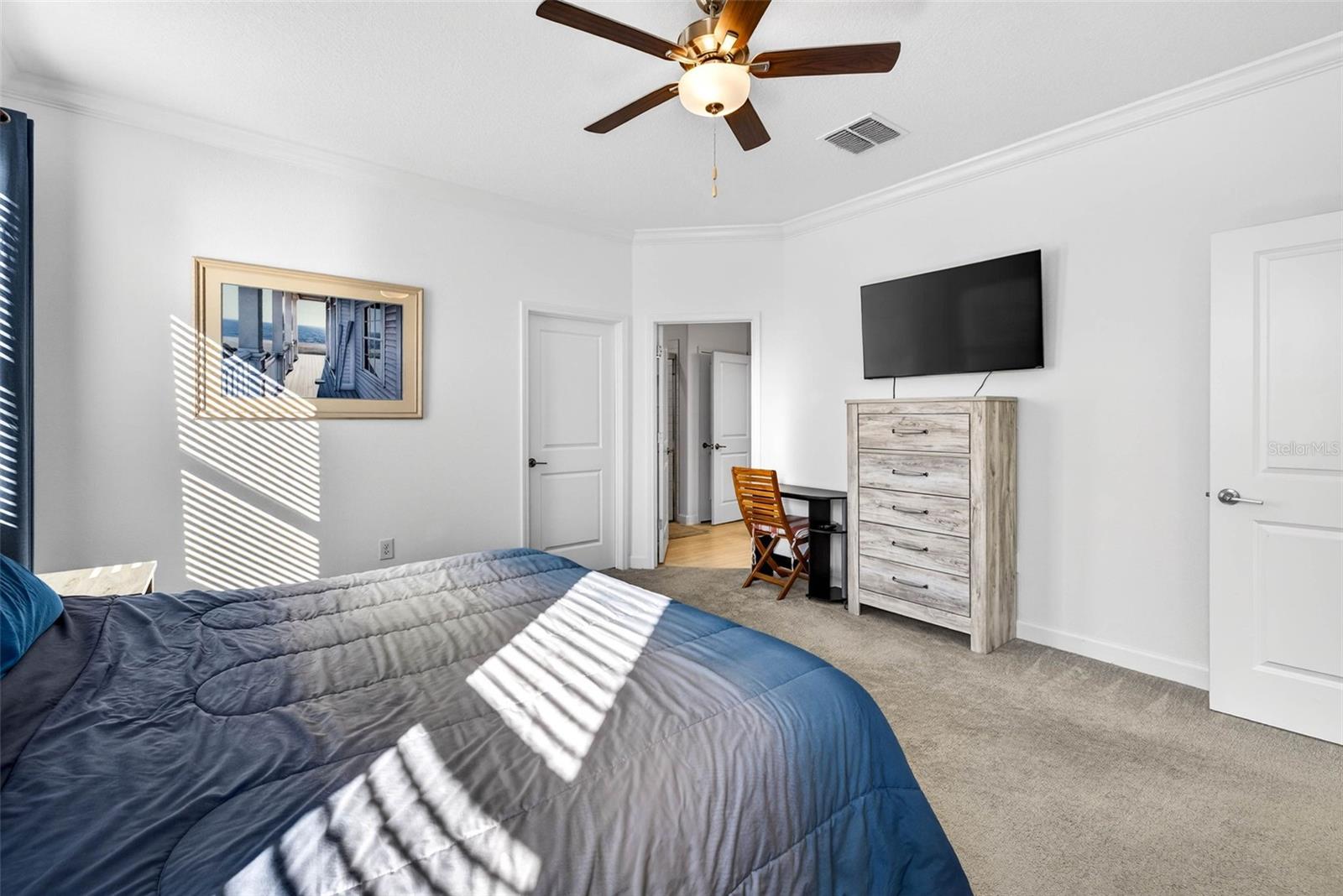 Image 27 of 56 For 17245 Star Banks St