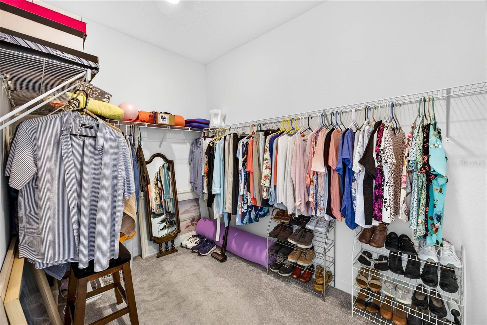 Image 28 of 56 For 17245 Star Banks St