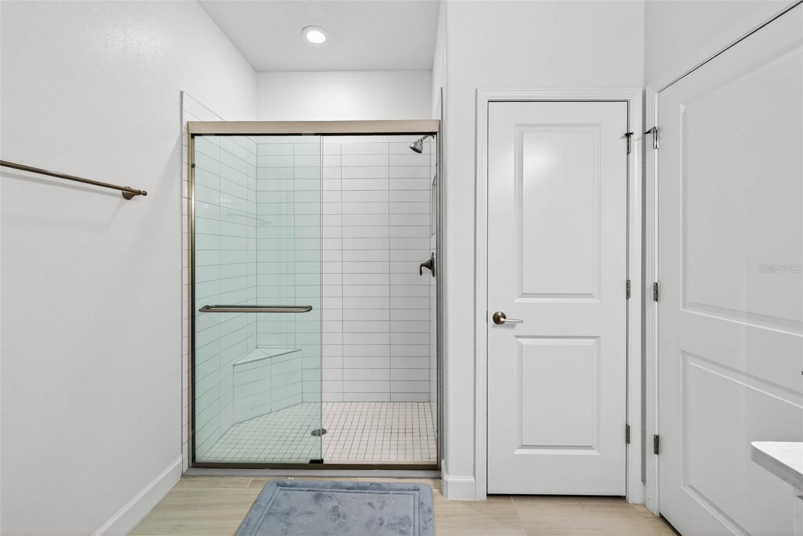 Image 31 of 56 For 17245 Star Banks St