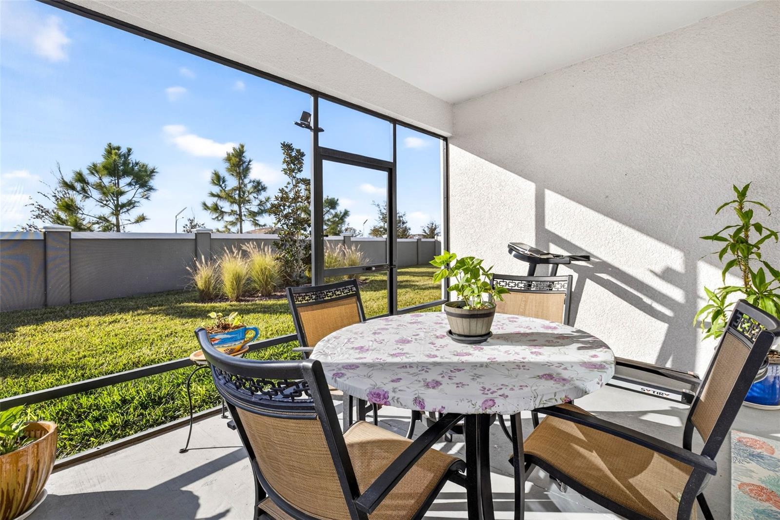 Image 38 of 56 For 17245 Star Banks St