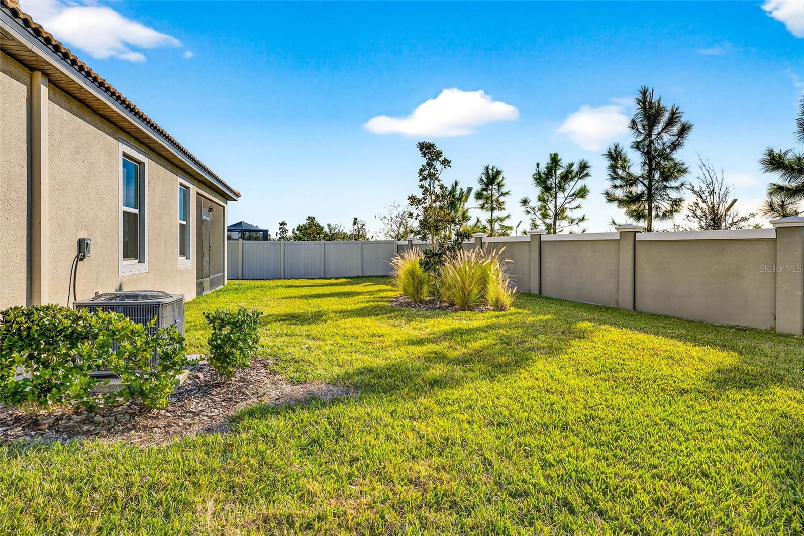 Image 43 of 56 For 17245 Star Banks St