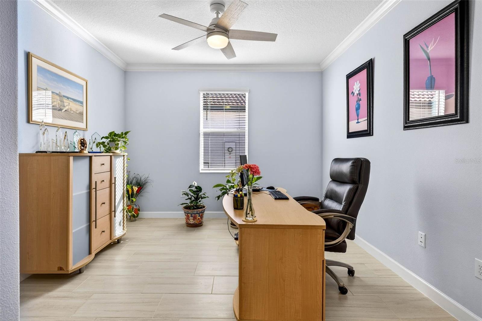 Image 5 of 56 For 17245 Star Banks St