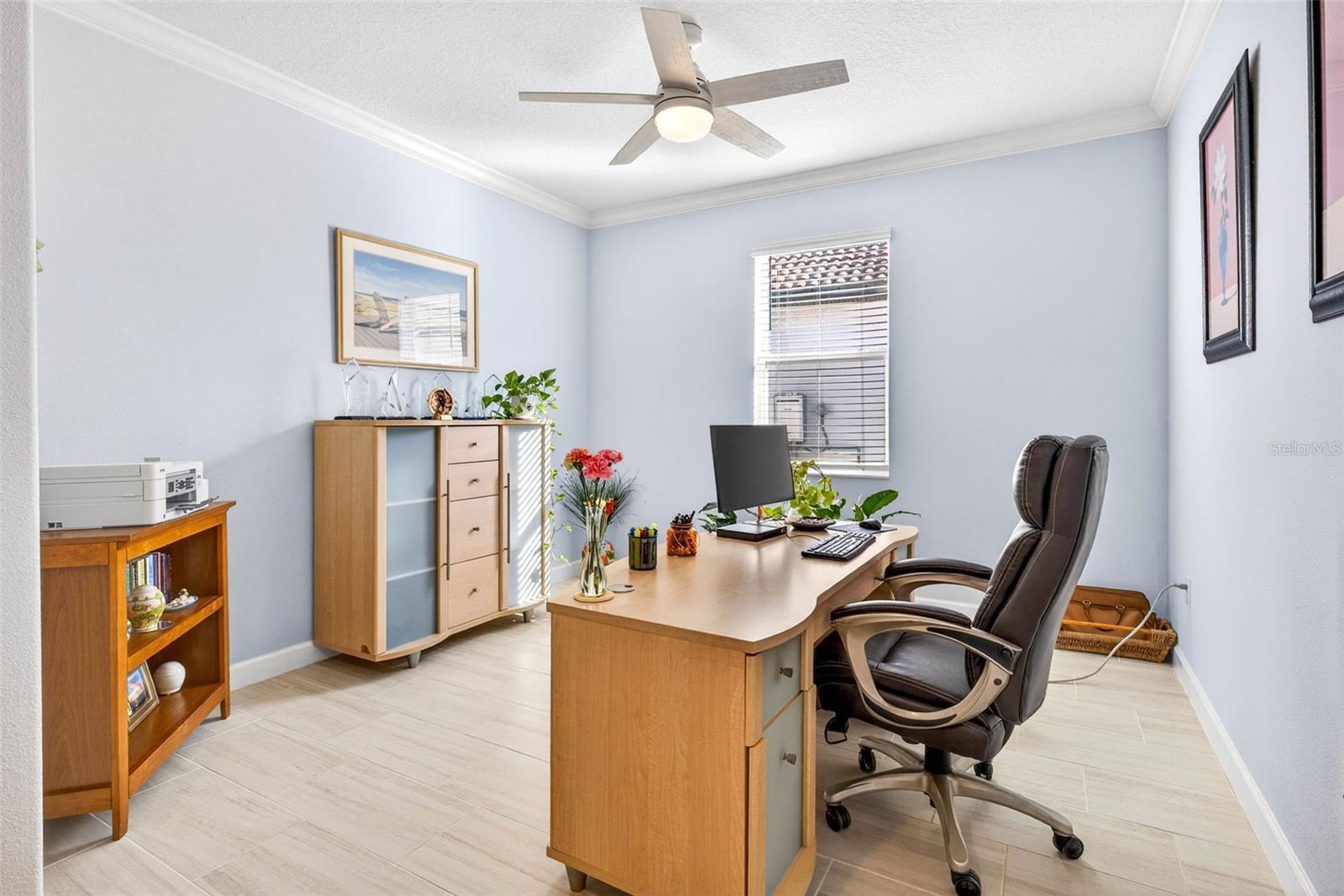 Image 6 of 56 For 17245 Star Banks St