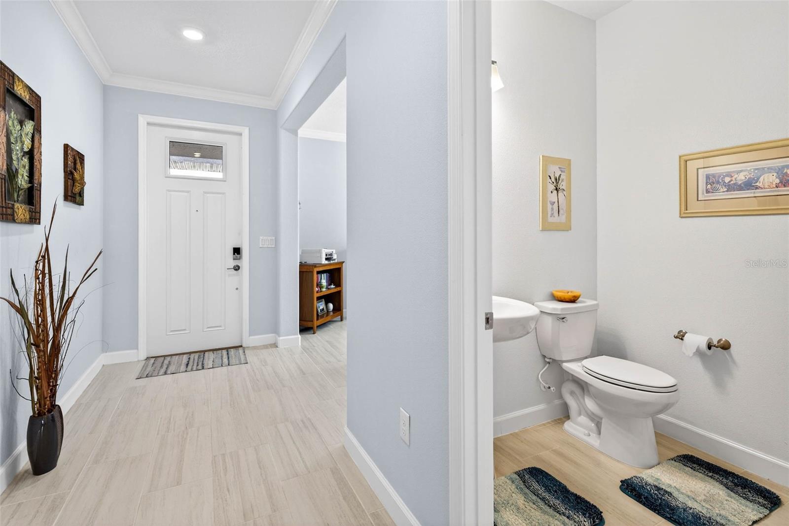 Image 8 of 56 For 17245 Star Banks St