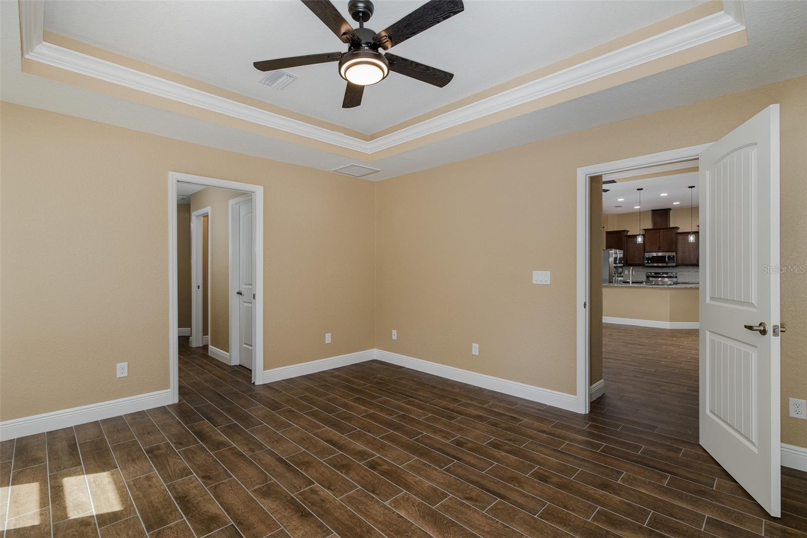 Image 29 of 64 For 15043 Hidden Deer Trail