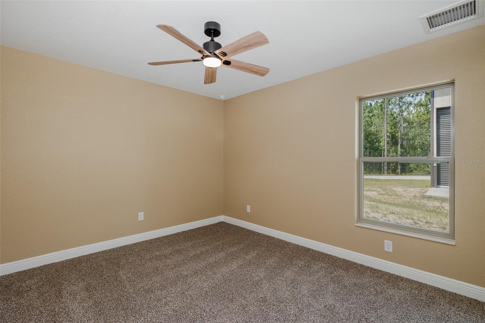 Image 36 of 64 For 15043 Hidden Deer Trail