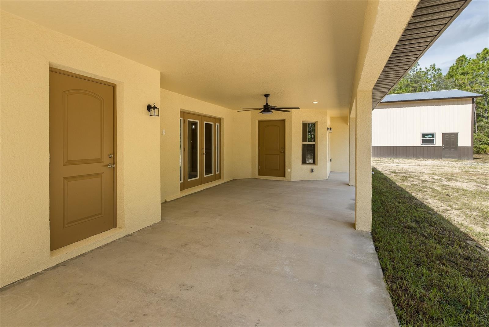 Image 42 of 64 For 15043 Hidden Deer Trail