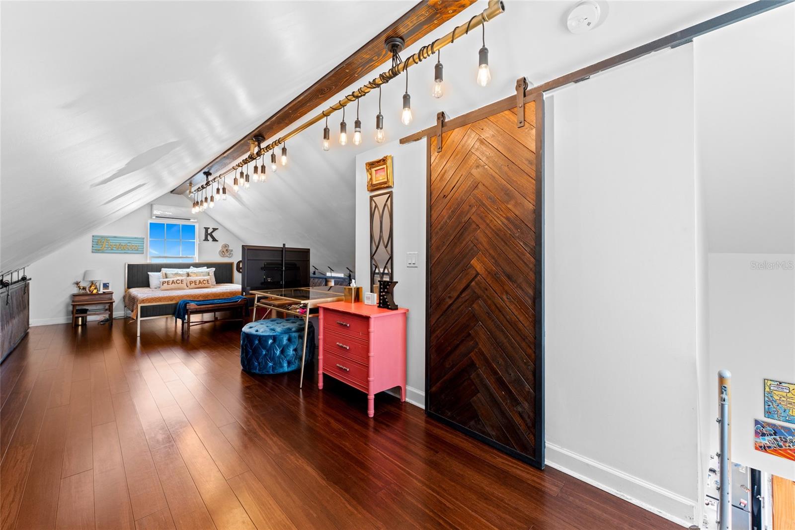 Image 24 of 61 For 783 30th Avenue N