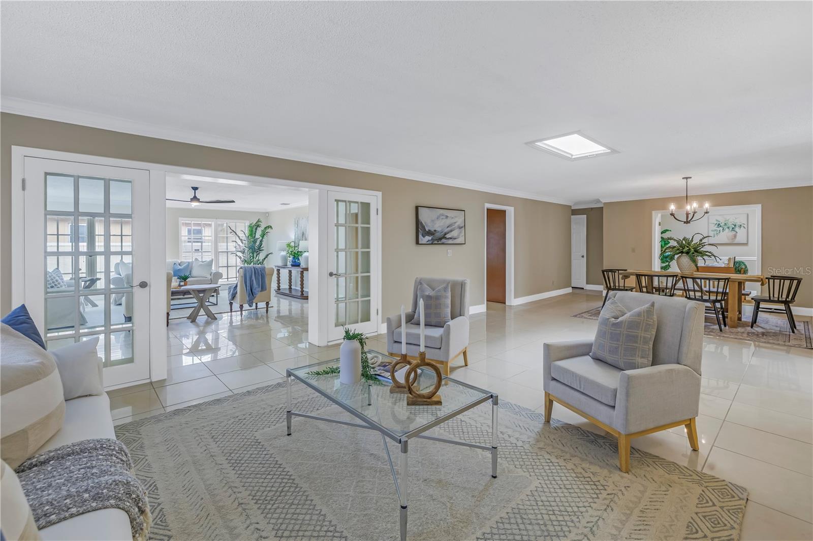 Image 4 of 48 For 2267 Heron Circle