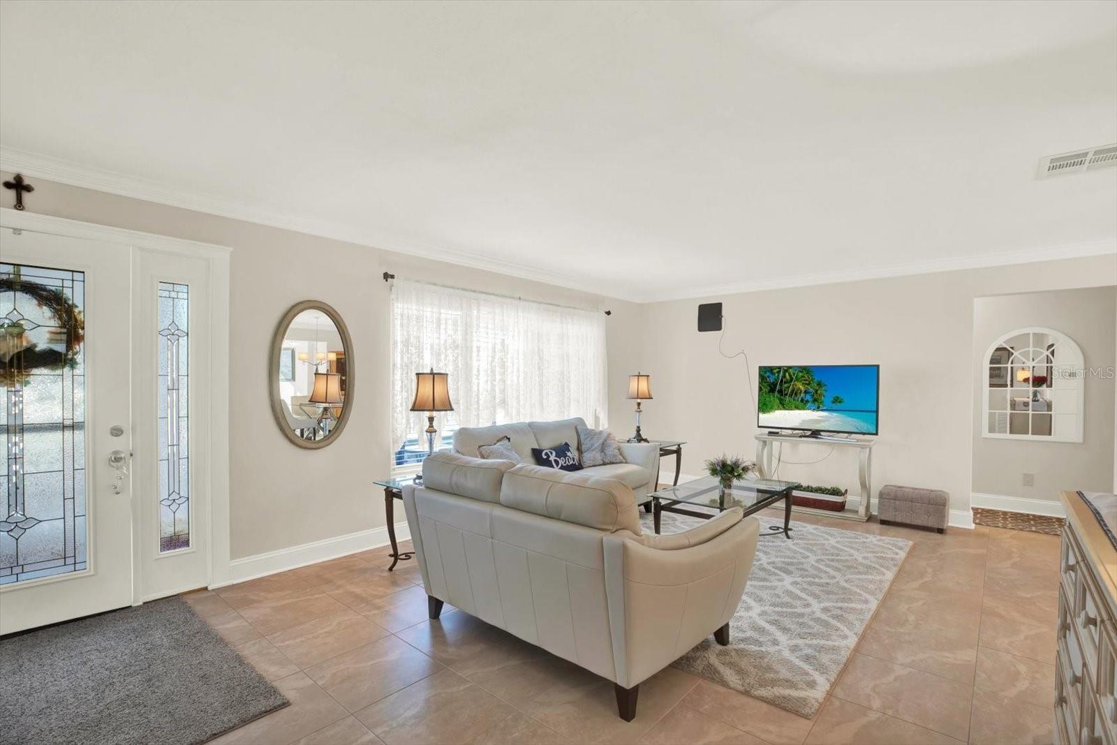 Image 3 of 32 For 14128 87th Avenue