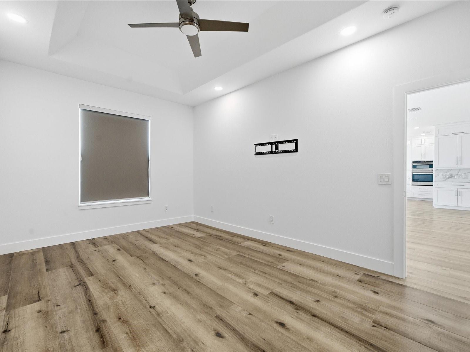 Image 34 of 66 For 1909 Gulfview Drive