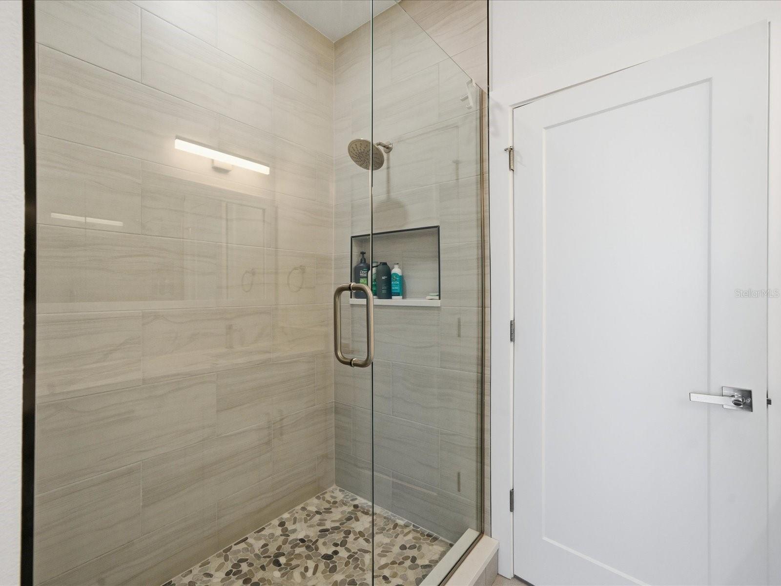 Image 41 of 66 For 1909 Gulfview Drive