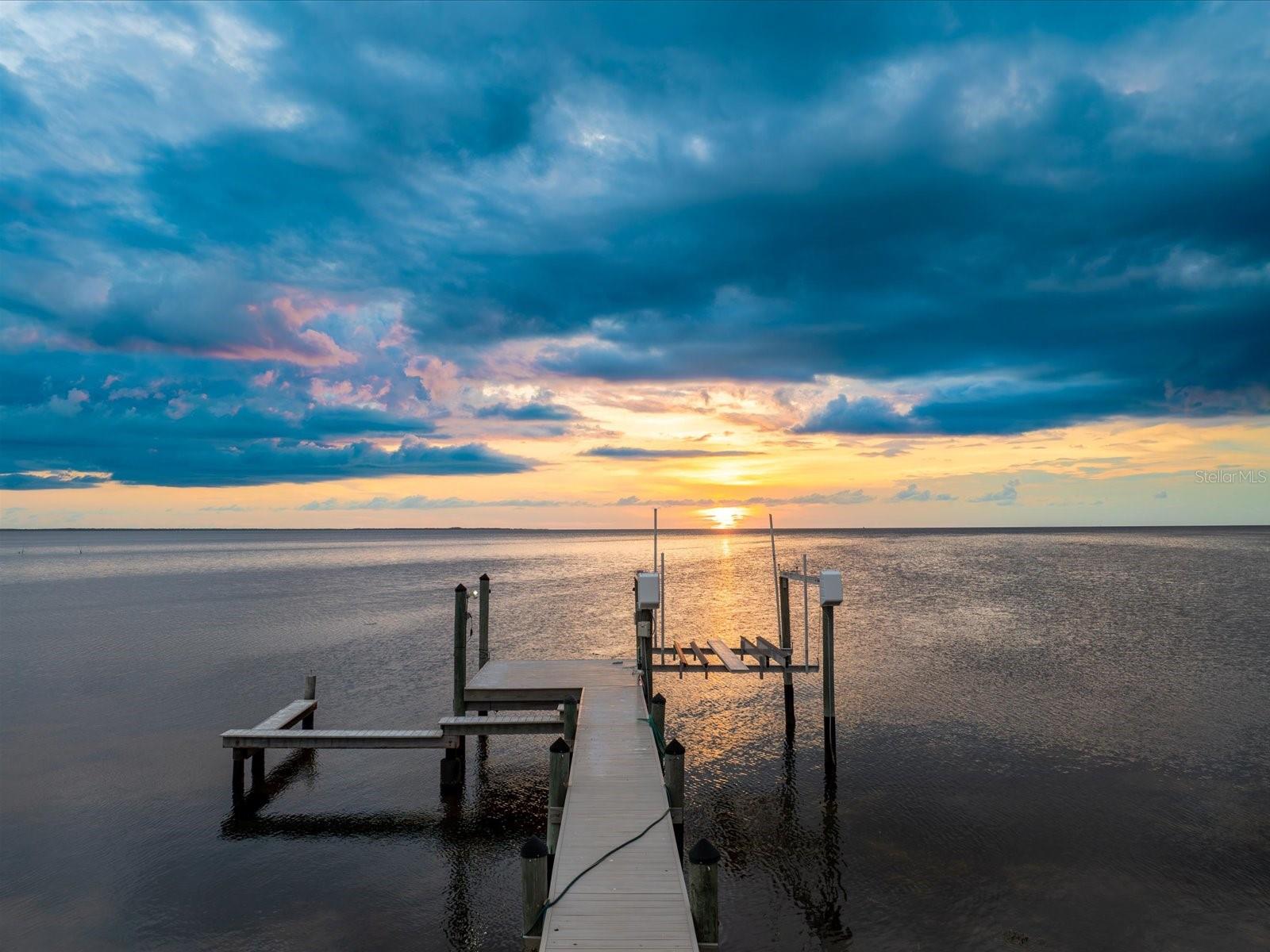 Image 52 of 66 For 1909 Gulfview Drive