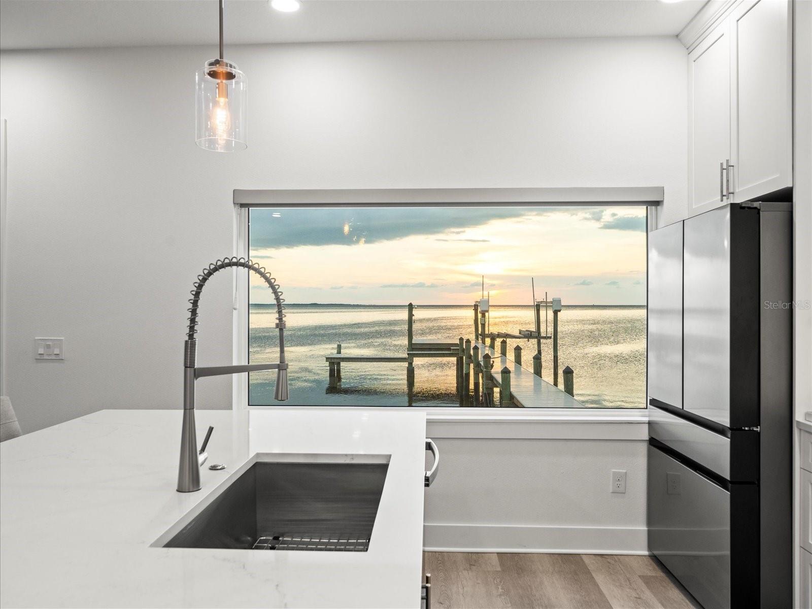 Image 8 of 66 For 1909 Gulfview Drive