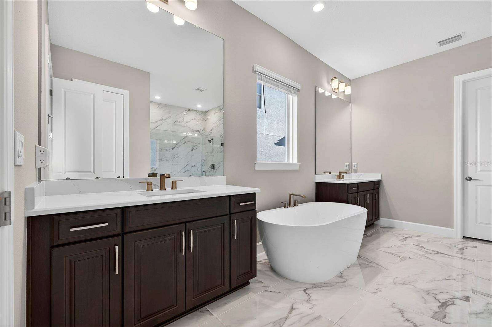 Image 32 of 66 For 33825 Ocean Spray Lane