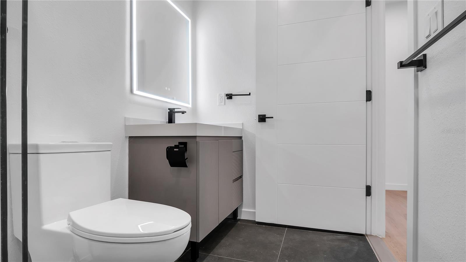 Image 44 of 63 For 2118 4th Street