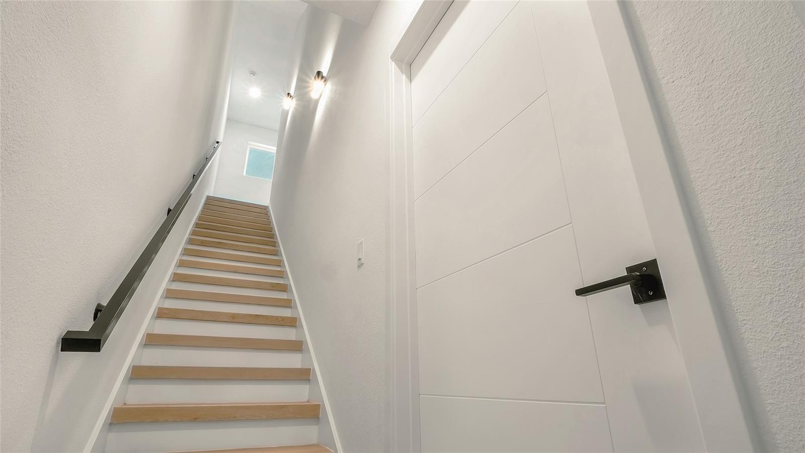 Image 47 of 63 For 2118 4th Street