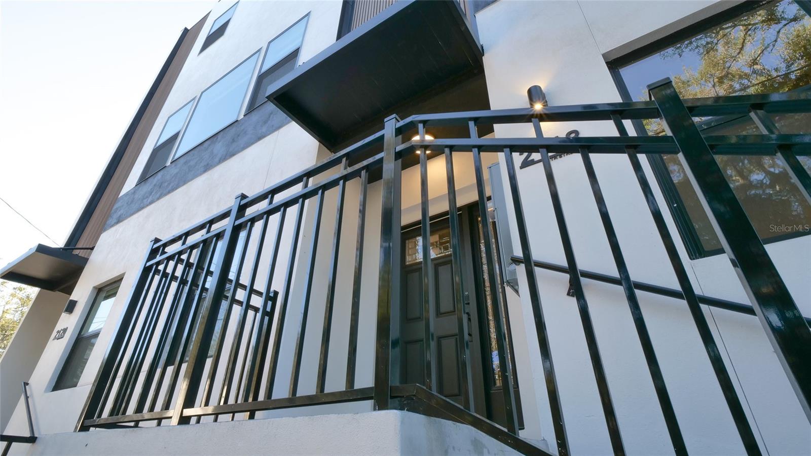 Image 8 of 63 For 2118 4th Street