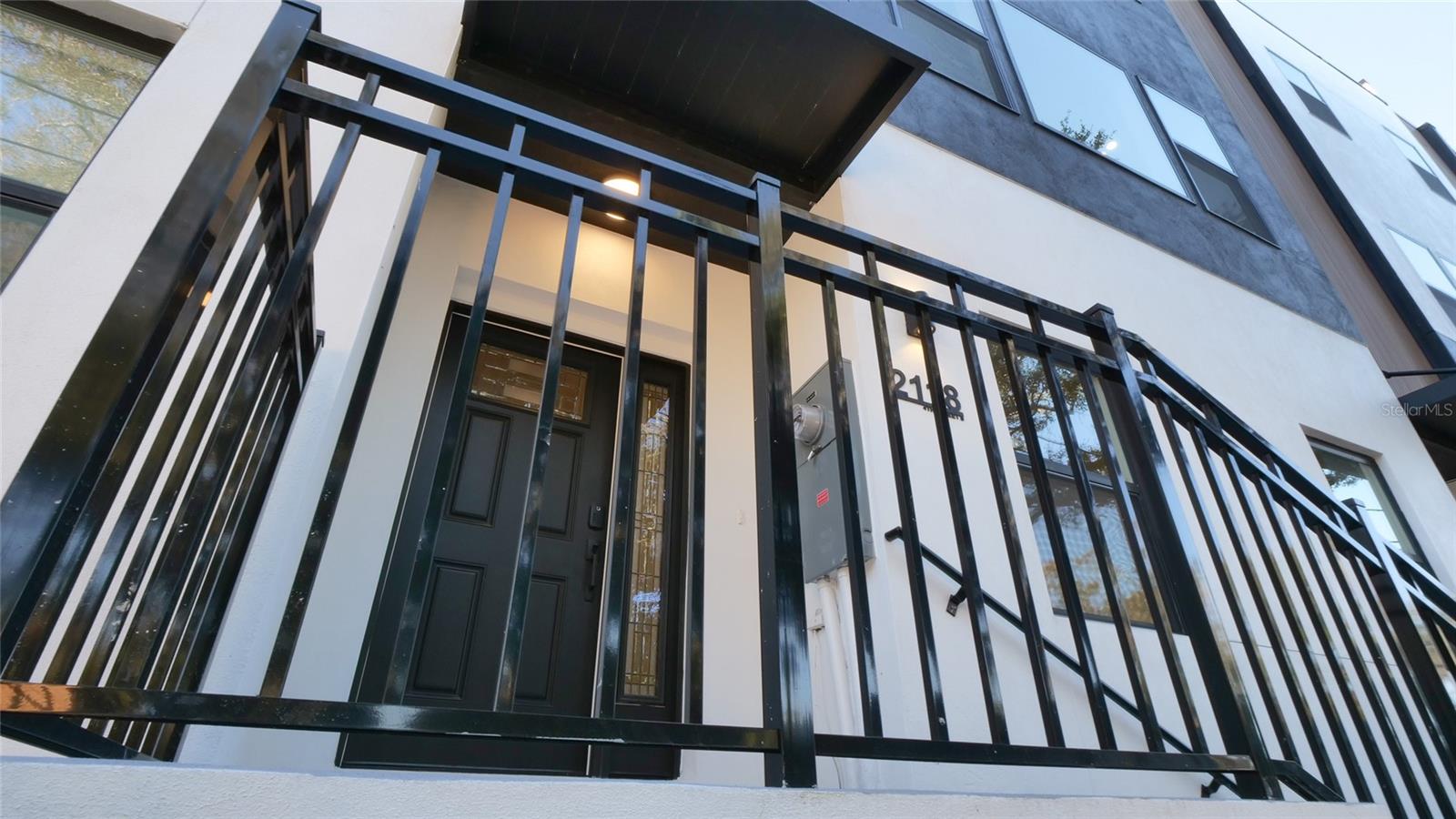 Image 9 of 63 For 2118 4th Street