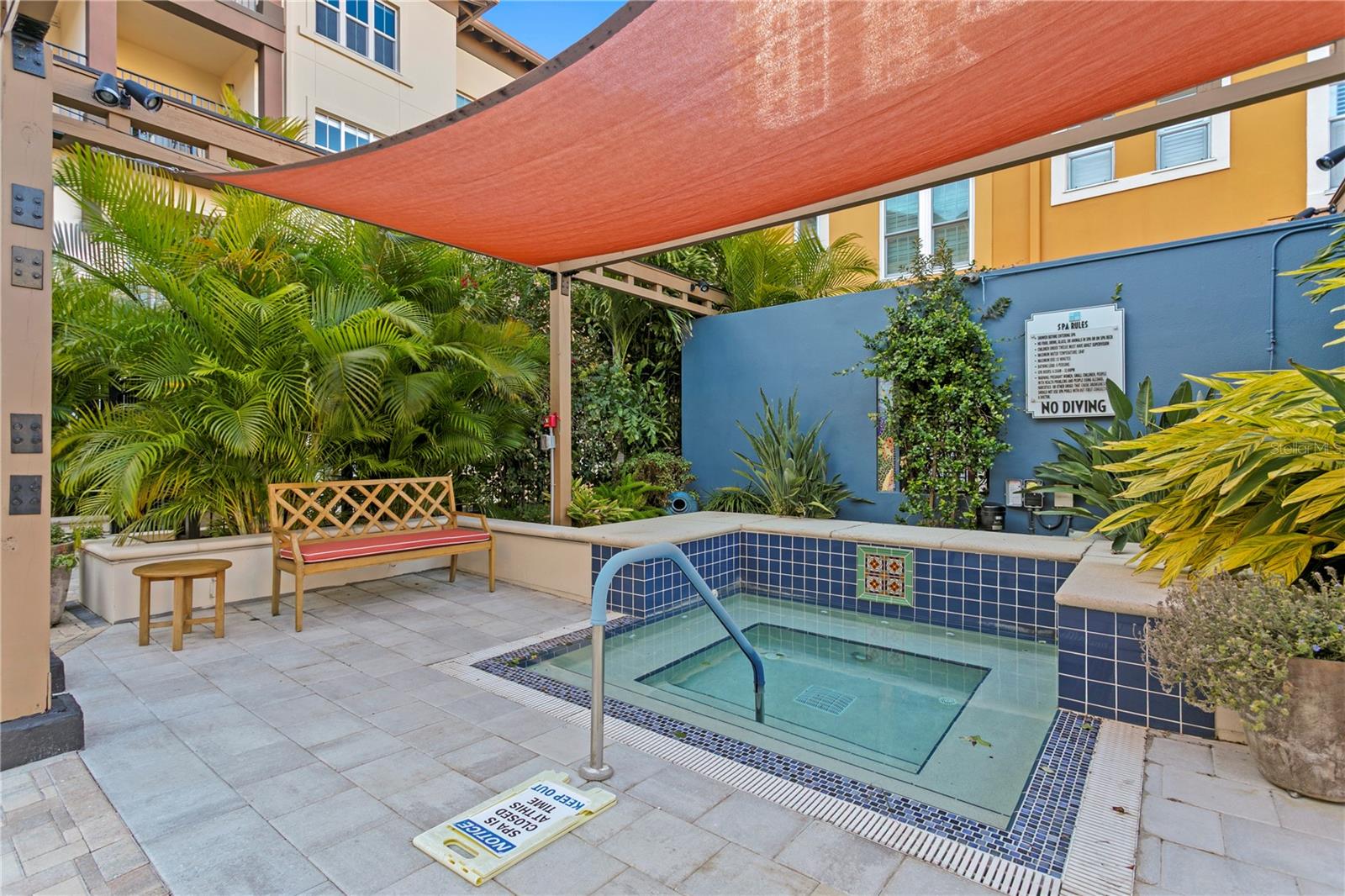 Image 47 of 51 For 200 4th Avenue S 401