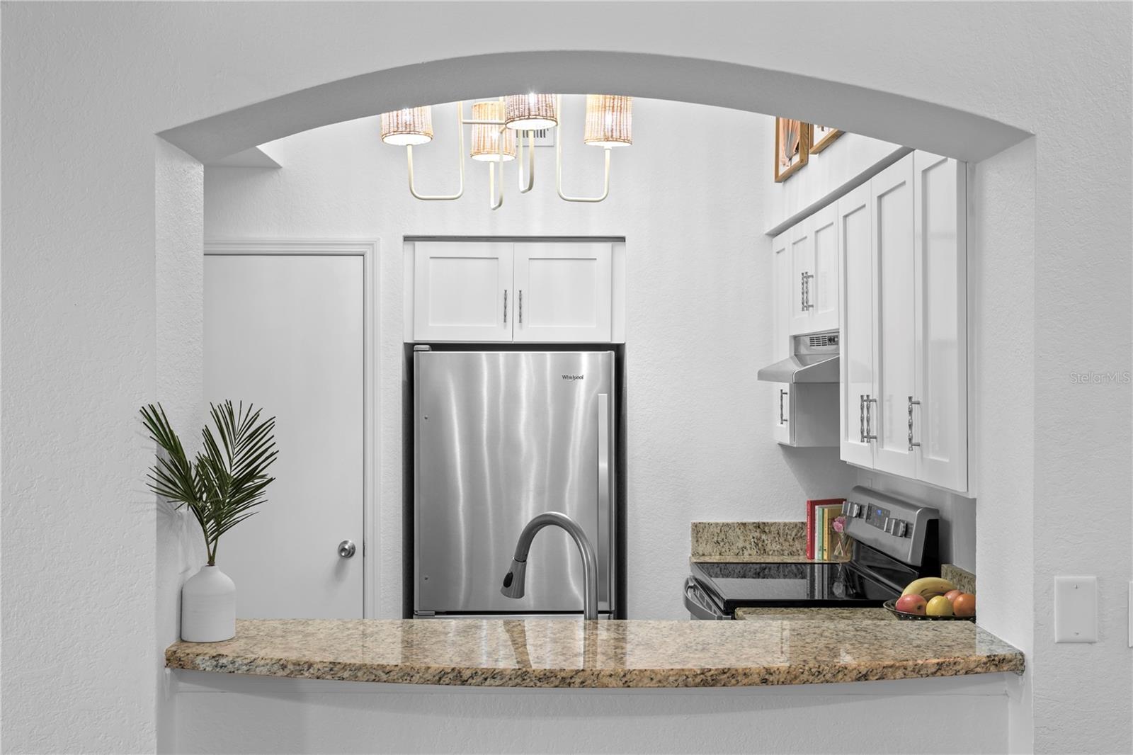 Image 6 of 51 For 200 4th Avenue S 401