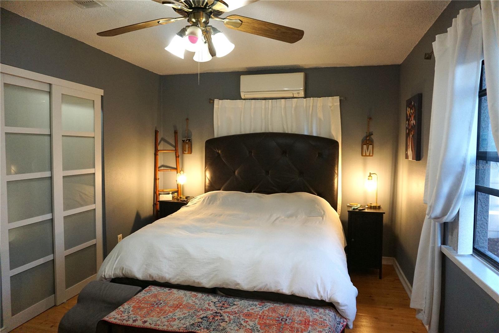 Image 12 of 32 For 2300 37th Avenue N