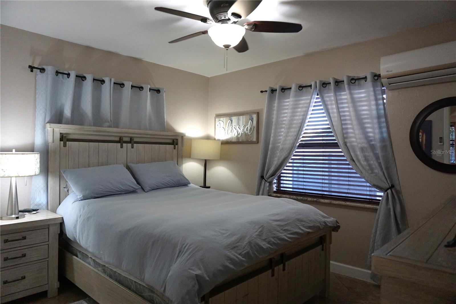 Image 19 of 32 For 2300 37th Avenue N