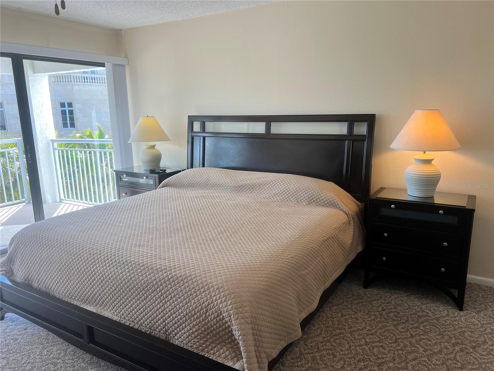 Image 12 of 38 For 1001 Point Of Rocks Road 309