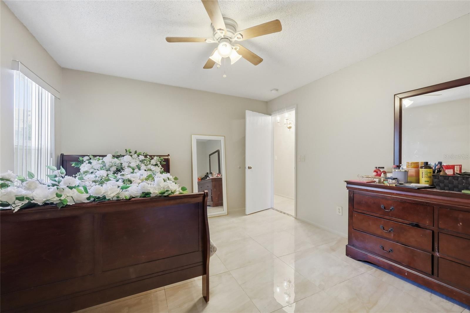 Image 31 of 42 For 1123 Epson Oaks Way